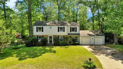 3121 Edinburgh Dr, Virginia Beach, VA 23452
