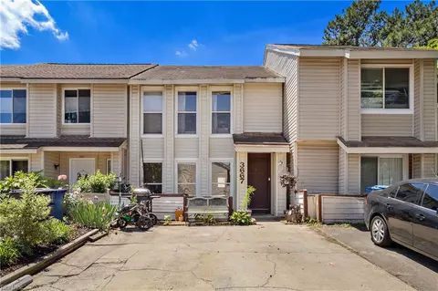 3667 Smokey Chamber Dr, Virginia Beach, VA 23462