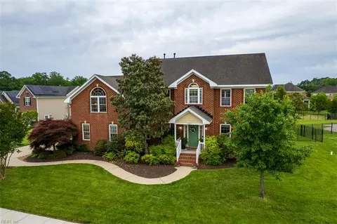 1405 Vance Cir, Chesapeake, VA 23320