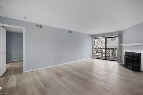 2325 Sea Shell Rd #212, Virginia Beach, VA 23451