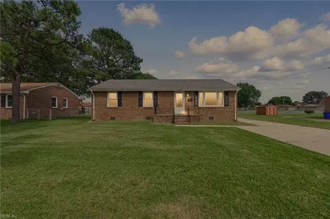 2109 Green St, Portsmouth, VA 23704