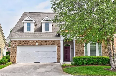1429 Blairwood Ln #117, Chesapeake, VA 23320