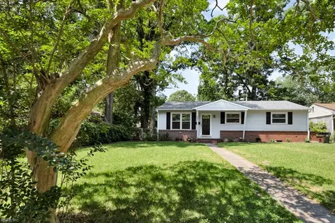 8327 Dickson Dr, Norfolk, VA 23518