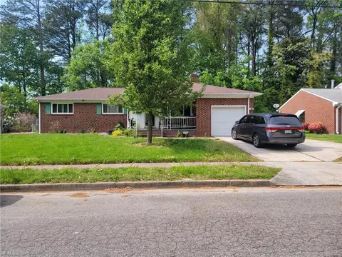 3700 N Ingleside Dr, Norfolk, VA 23502