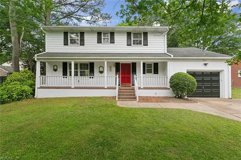 2533 College Blvd, Newport News, VA 23606