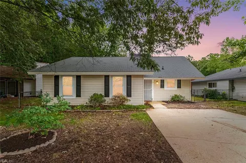 13024 Green Grove Ln, Newport News, VA 23608