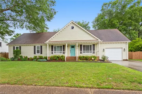 628 Briarwood Dr, Chesapeake, VA 23322