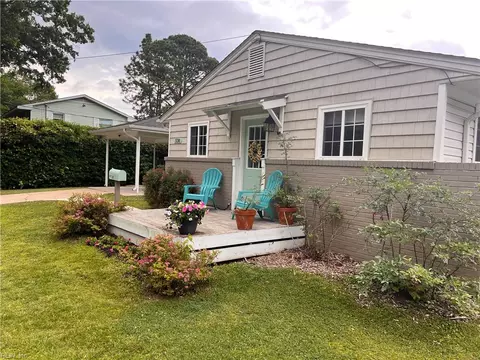 536 Harton Cir, Virginia Beach, VA 23452