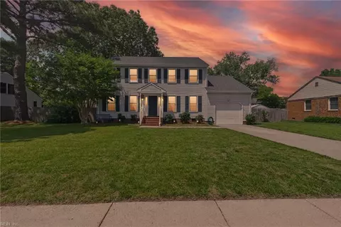 1027 Weeping Willow Dr, Chesapeake, VA 23322