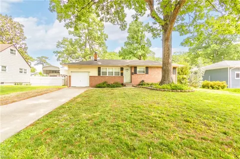4940 Rachel St, Virginia Beach, VA 23462