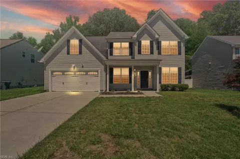 105 Christophers Ln, Hampton, VA 23666