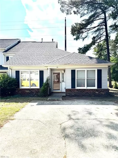 121 Monarch Glade, Yorktown, VA 23692