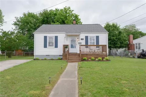 19 Huffman Dr, Hampton, VA 23669