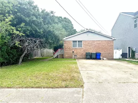 9542 15th Bay St, Norfolk, VA 23518