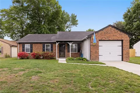 1117 Confederate Cres, Virginia Beach, VA 23453