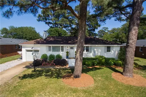 2220 Ebb Tide Rd, Virginia Beach, VA 23451