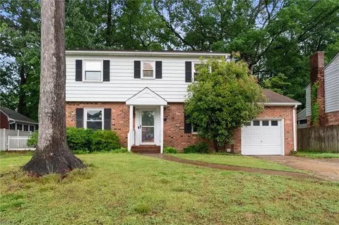 45 Huxley Pl Pl, Newport News, VA 23606