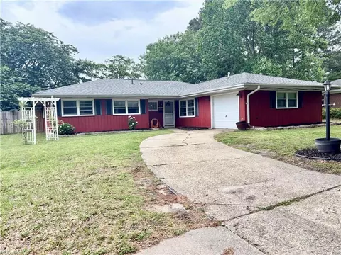 2425 Everglades Rd, Norfolk, VA 23518