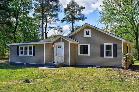 208 Bedford Ct, Portsmouth, VA 23701
