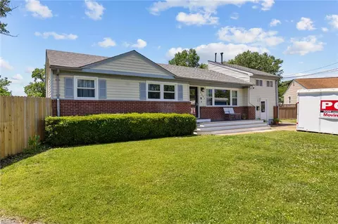 5501 Sagewood Ct, Virginia Beach, VA 23455