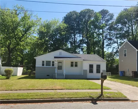 2806 Halsey St, Chesapeake, VA 23324