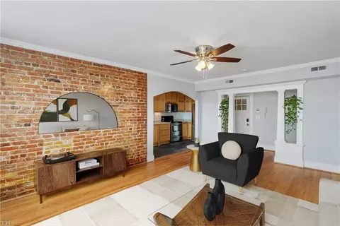 1506 Colonial Ave #9, Norfolk, VA 23517