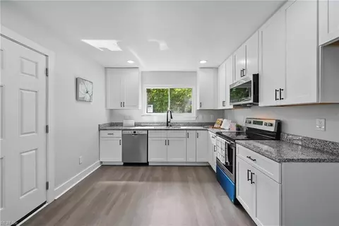 3917 Sextant St, Chesapeake, VA 23321