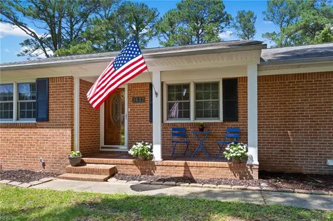 1632 Elbow Rd, Chesapeake, VA 23320