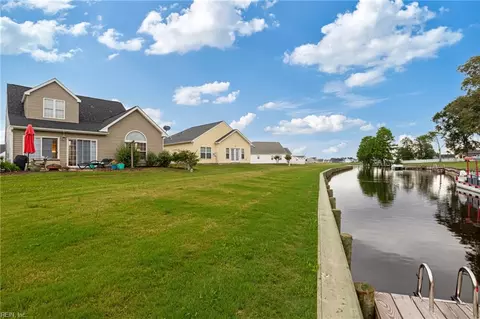 248 Sulidae Ct, Elizabeth City, NC 27909