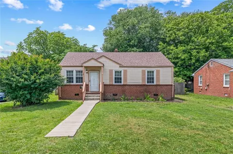 16 Warner Rd, Hampton, VA 23666