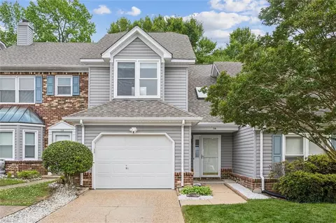 114 Gnarled Oak Ln, Yorktown, VA 23692
