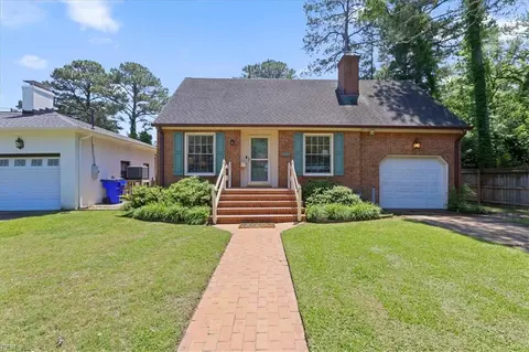 1325 Sussex Pl, Norfolk, VA 23508
