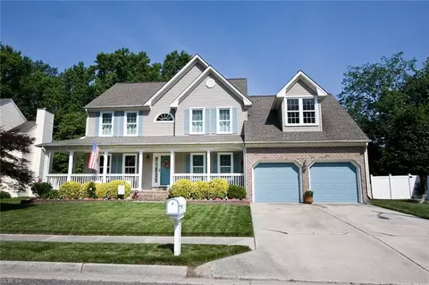 2933 Crossings Dr, Chesapeake, VA 23321