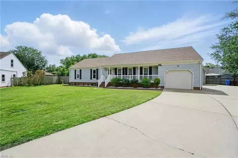 1121 Vineyard Dr, Chesapeake, VA 23322