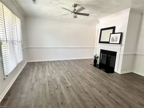 9 King George Quay Quay, Chesapeake, VA 23325