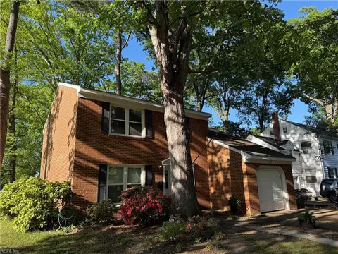 200 Battersea Rd, Norfolk, VA 23503