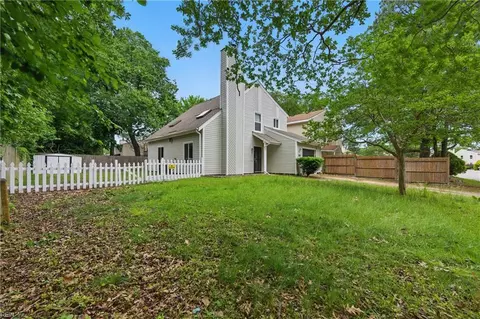 1815 Rich Ct, Virginia Beach, VA 23464