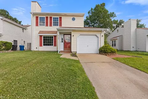 924 Dallas Ct, Virginia Beach, VA 23464