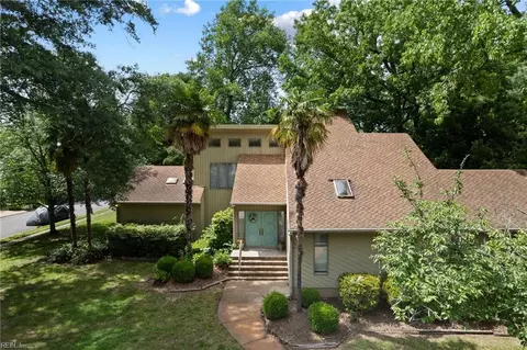4401 Leatherwood Dr, Virginia Beach, VA 23462