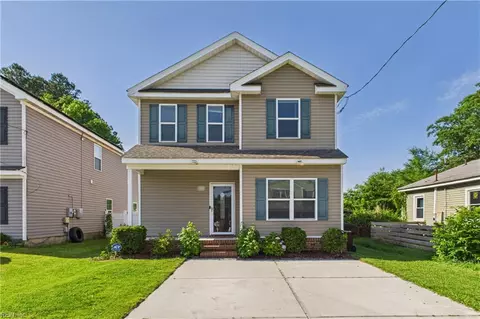 125 Welch Ln, Chesapeake, VA 23320