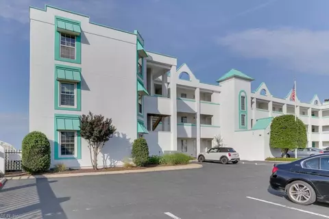 810 E Ocean View Ave #105, Norfolk, VA 23503