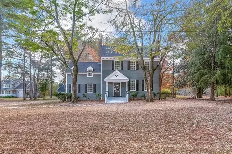 221 Homestead Rd, Franklin, VA 23851