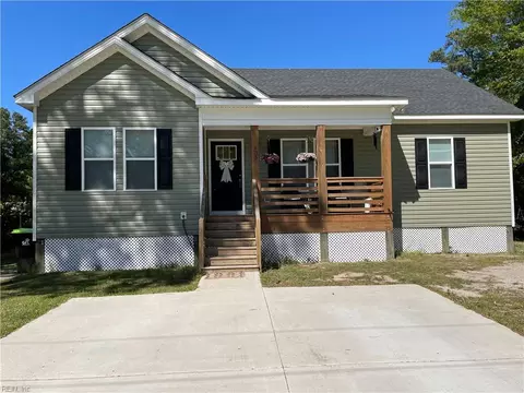 103 Pine Cir, Moyock, NC 27958