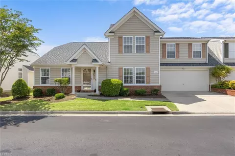 1122 Alexandria Ln, Chesapeake, VA 23320