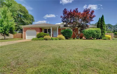 529 Warren Ave, Chesapeake, VA 23322