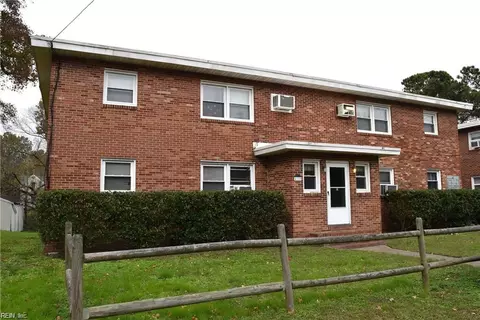 623 Beech St, Chesapeake, VA 23324