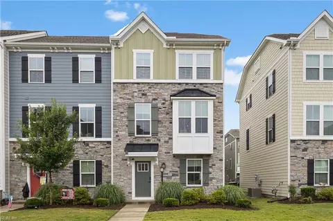 1733 Defiance Dr, Chesapeake, VA 23323
