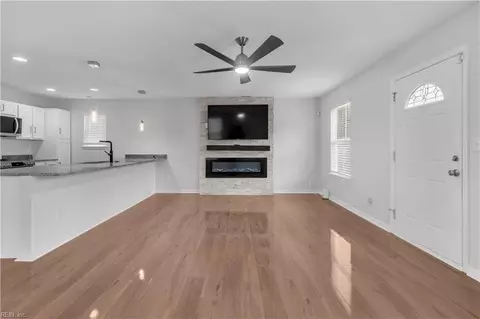 2604 Magnolia St, Portsmouth, VA 23703