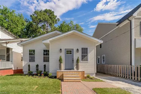 1028 W 36th St, Norfolk, VA 23508