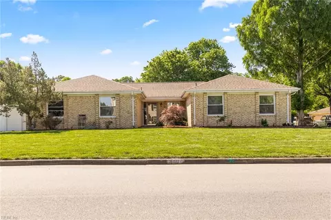 900 Commodore Dr, Virginia Beach, VA 23454
